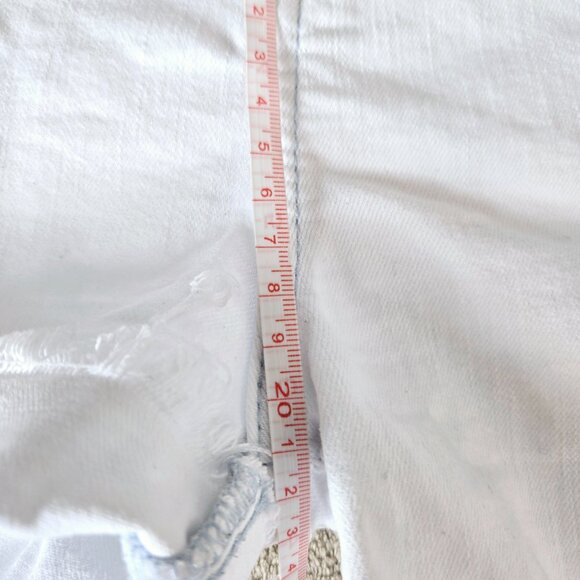 True Religion Girls Audrey White cut-off stretch Shorts, size 16 - Picture 11 of 14
